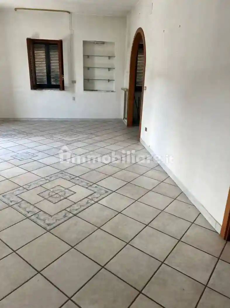 Quadrilocale buono stato, piano rialzato, Centro, Ercolano - foto 4