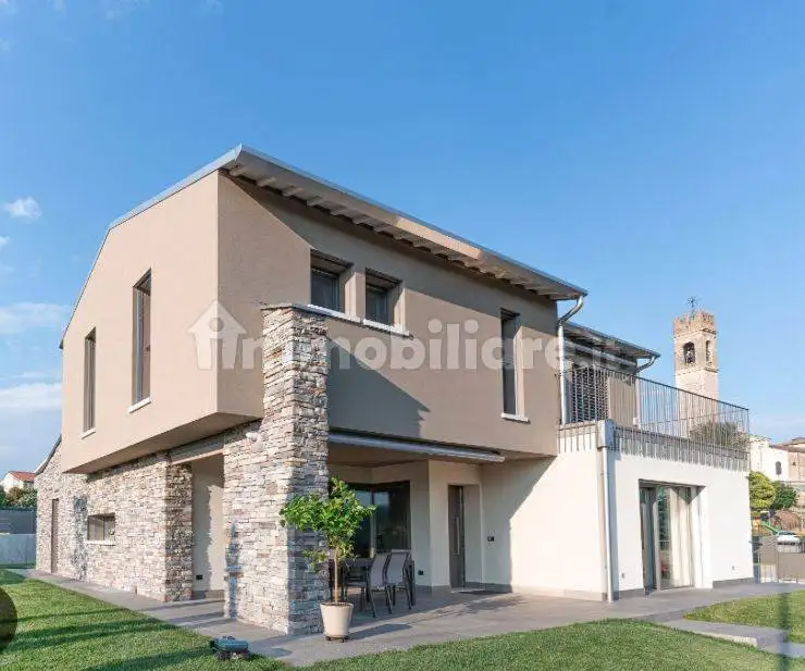 Casa indipendente in vendita a Rio Saliceto