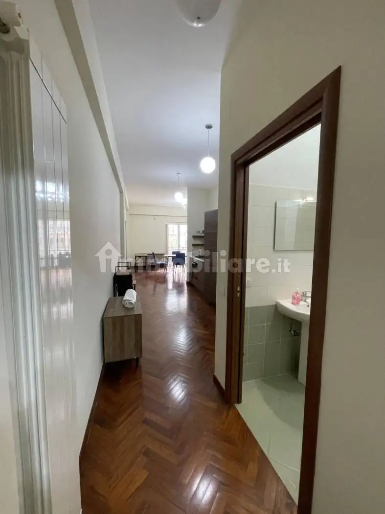 Bilocale corso Vittorio Emanuele, Emanuele II, C. Colombo, Morelli e Silvati, Avellino - foto 4