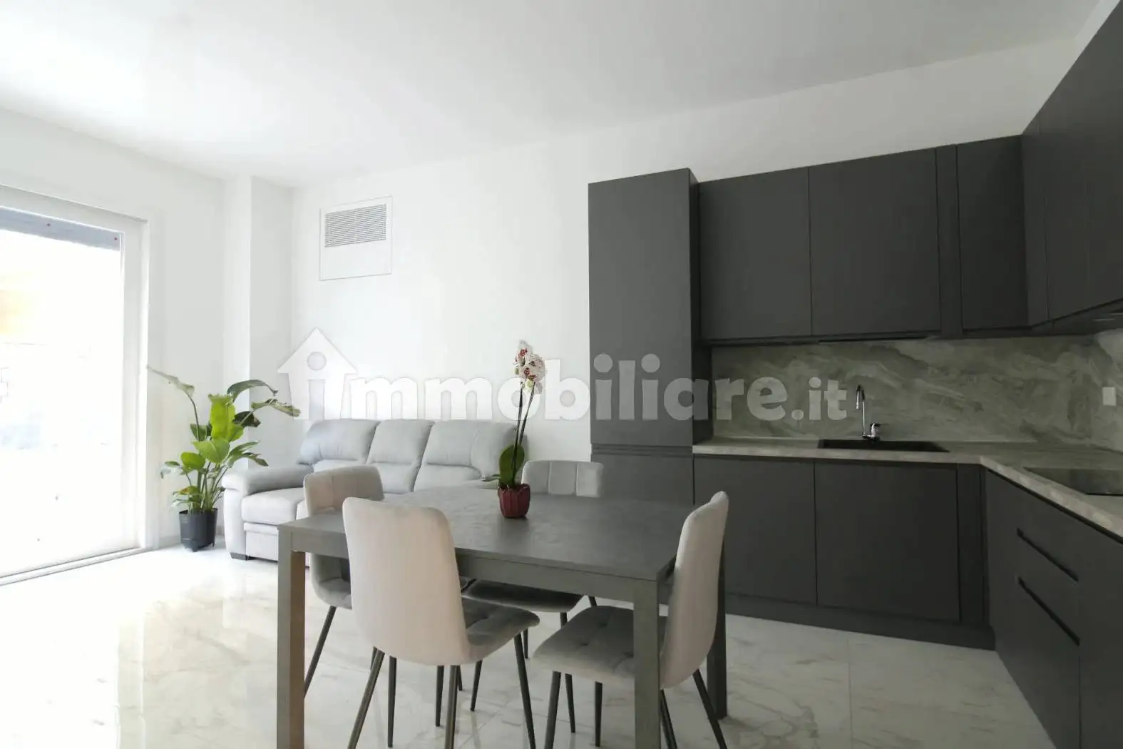 Appartamento in affitto a Monza