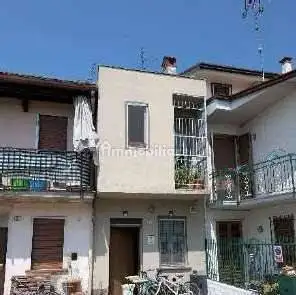 Casa indipendente in asta a Zerbo