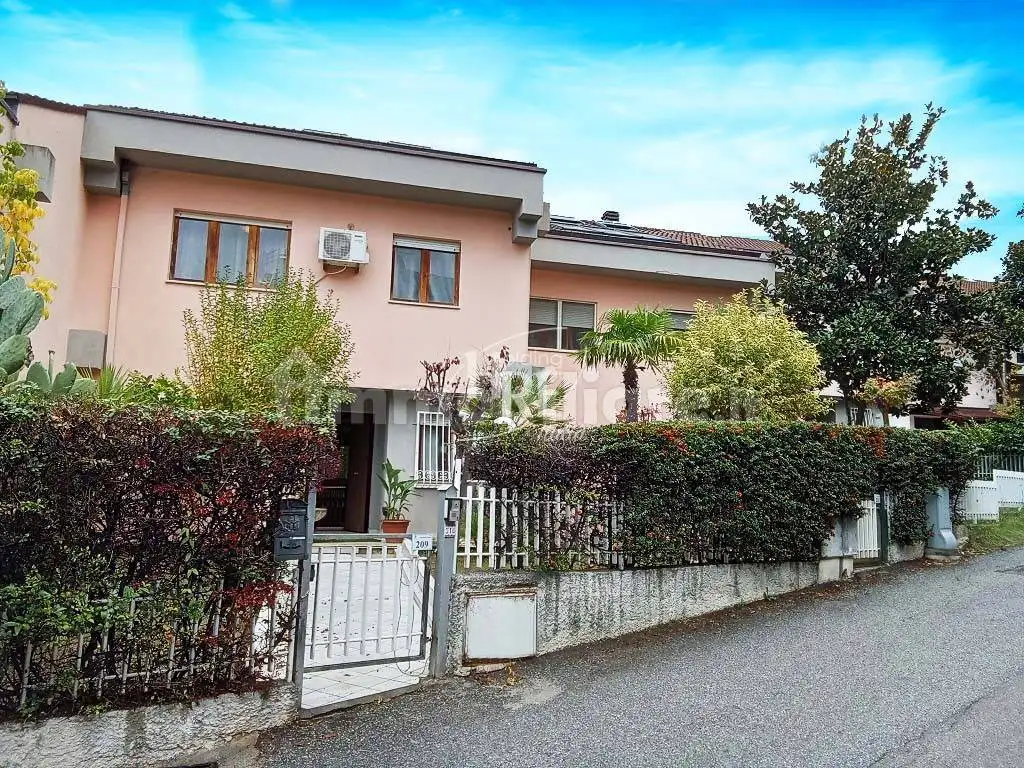 Villetta a schiera in vendita a Rende