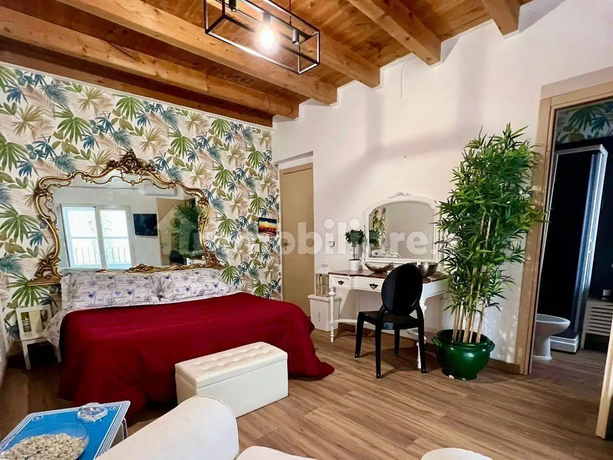 Casa indipendente in vendita a Palermo