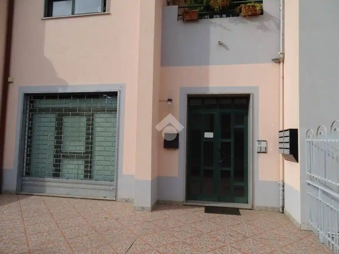 Bilocale via Padre Pio Da Pietralcina, Centro, Castrovillari - foto 2