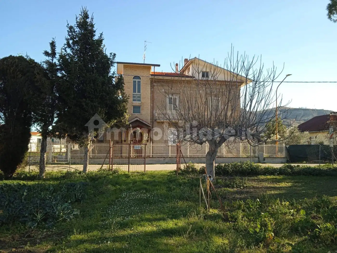 Villa bifamiliare via Sant'Emidio, Feliciantonio, Alanno