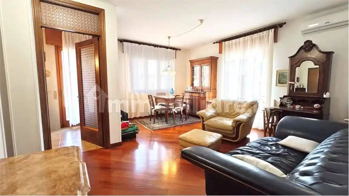 Appartamento in vendita a Venezia