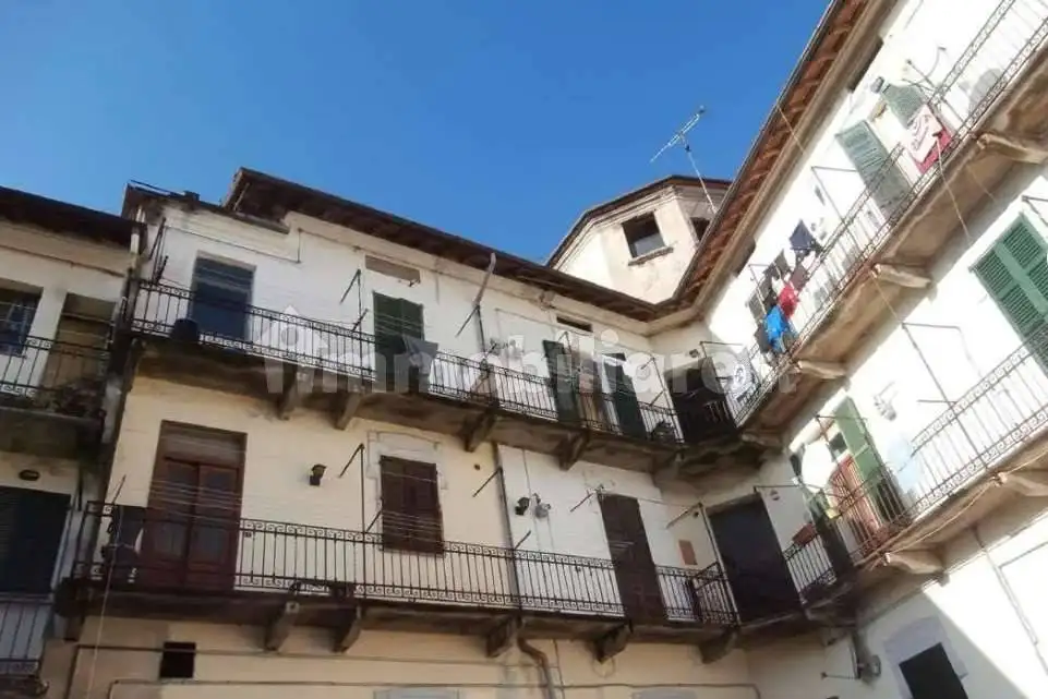 Appartamento in vendita a Jerago con Orago