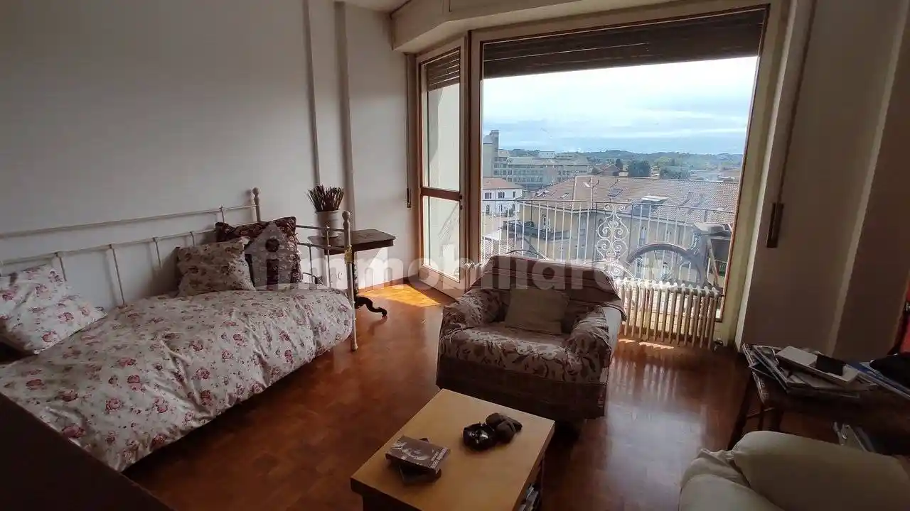 Appartamento in vendita a Borgomanero