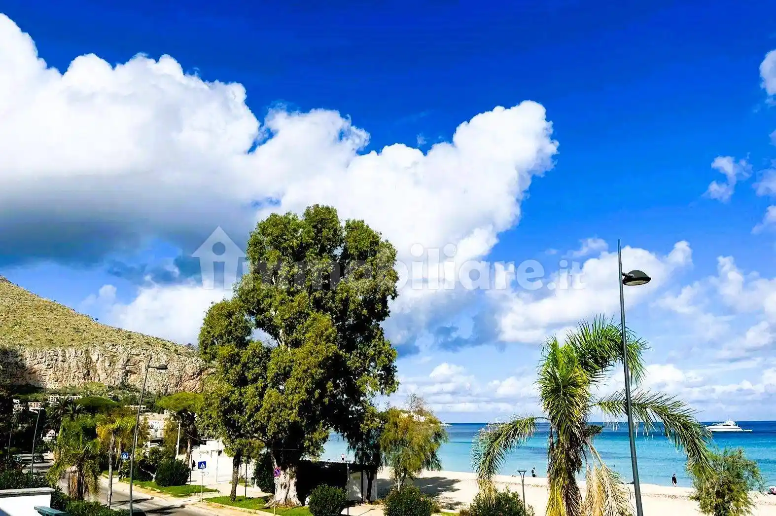 Villa bifamiliare viale Regina Elena, Mondello - Valdesi, Palermo - foto 3
