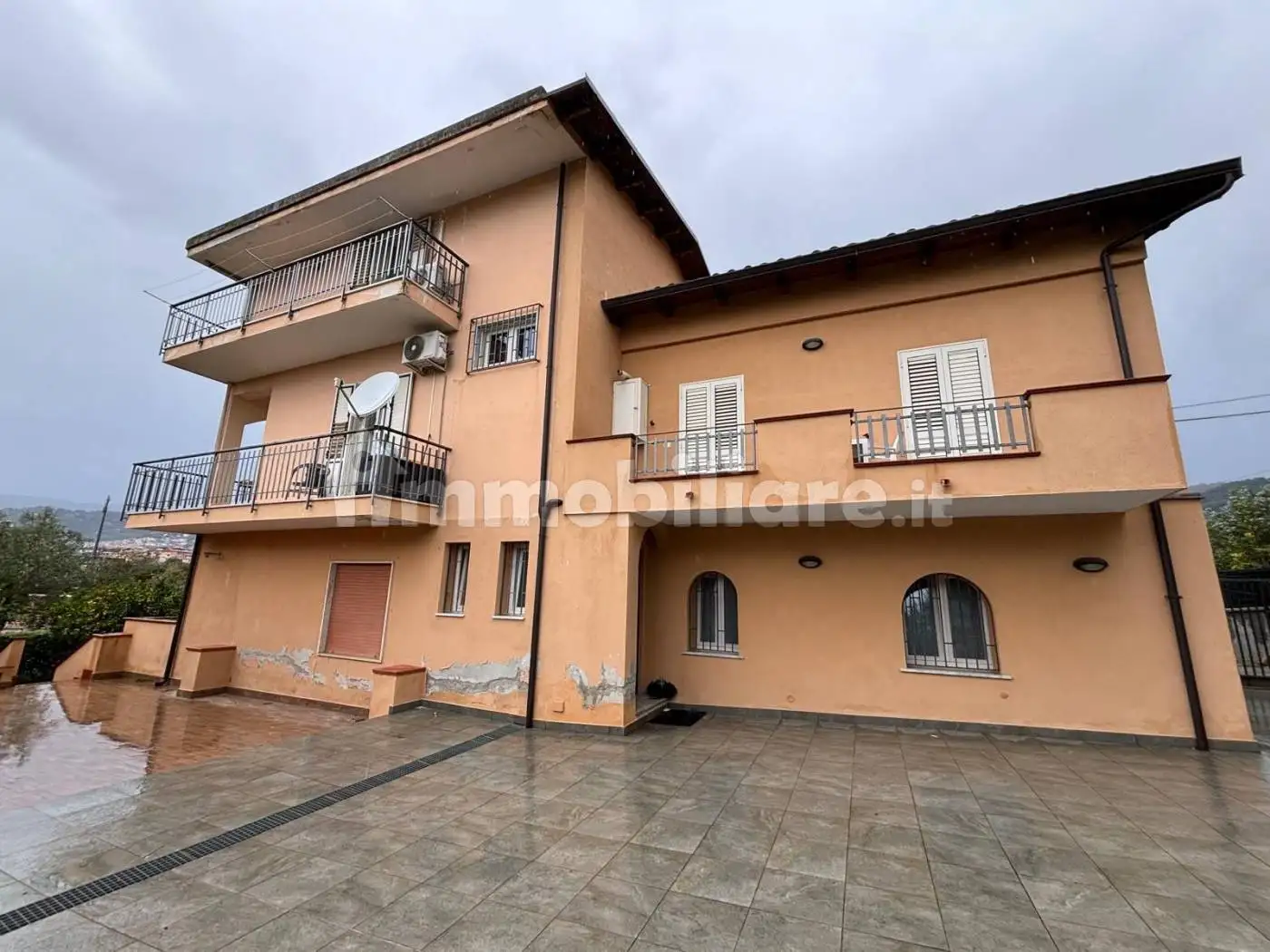 Casa indipendente in vendita a Lamezia Terme