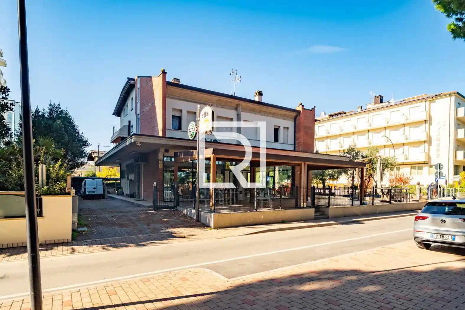 Palazzo - Edificio in vendita a Cervia