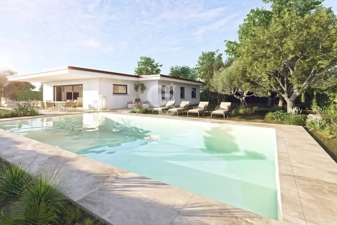 Villa in vendita a Manerba del Garda