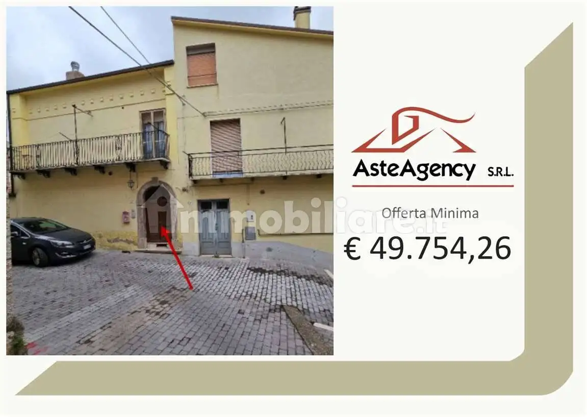 Appartamento in asta a Acquaviva Collecroce