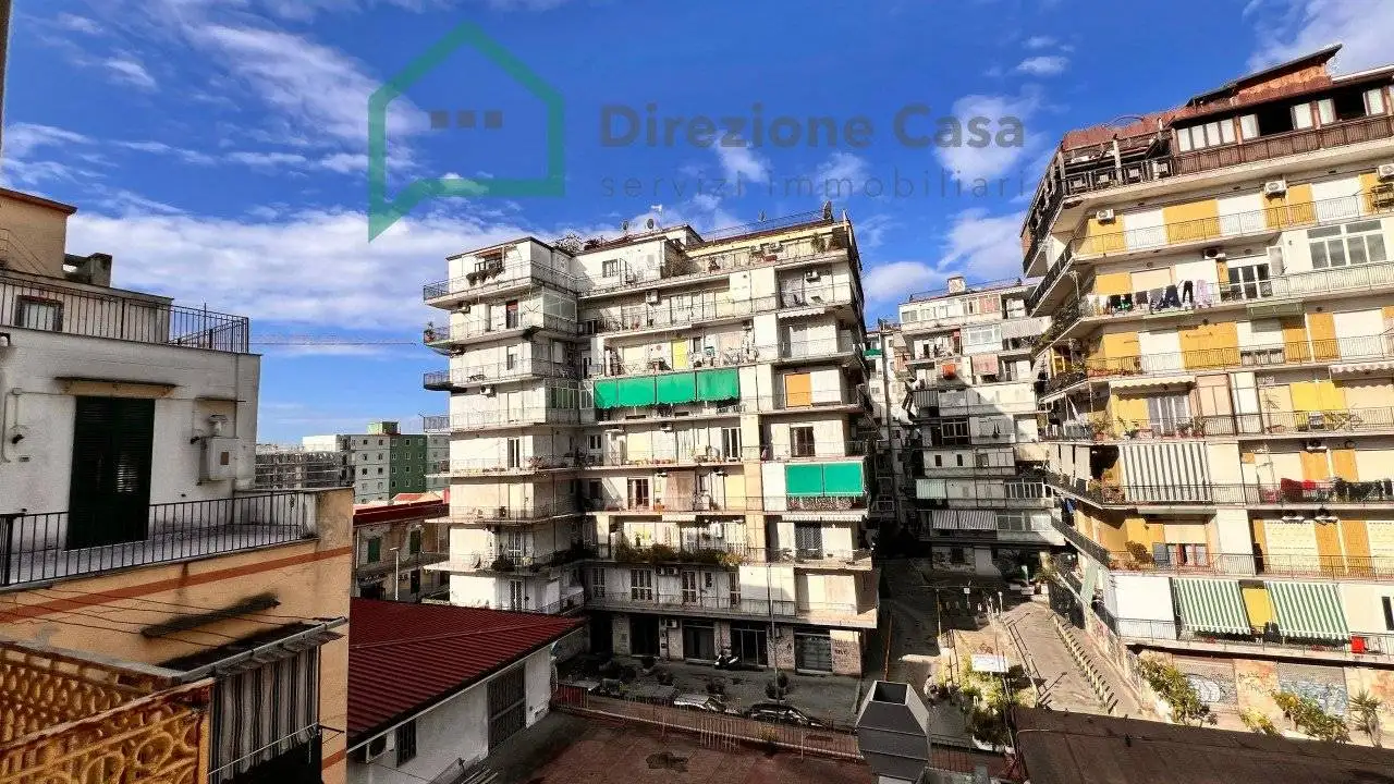 Appartamento in vendita a Napoli