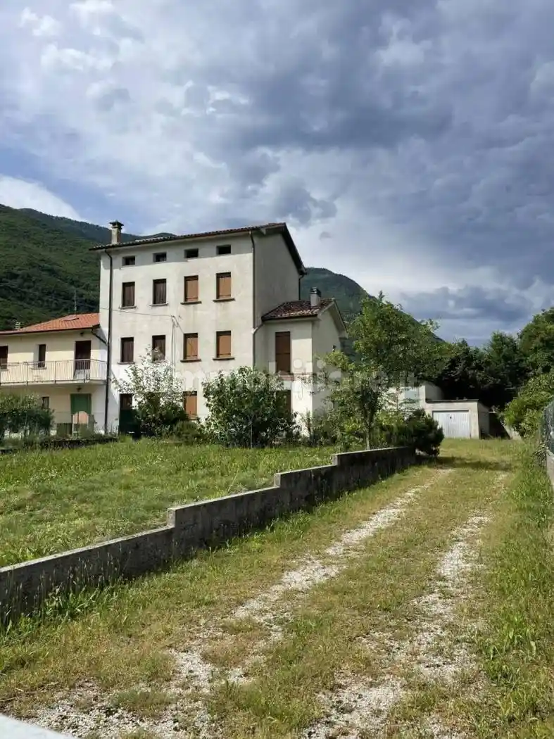 Villa in vendita a Vittorio Veneto