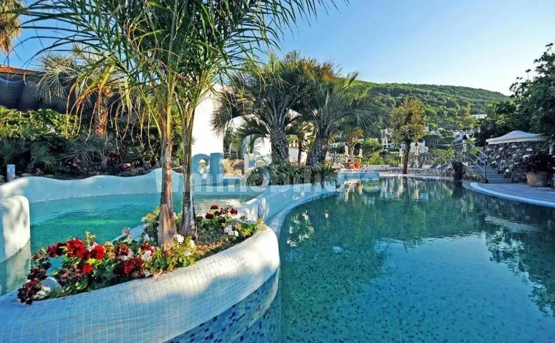 Palazzo - Edificio in vendita a Casamicciola Terme