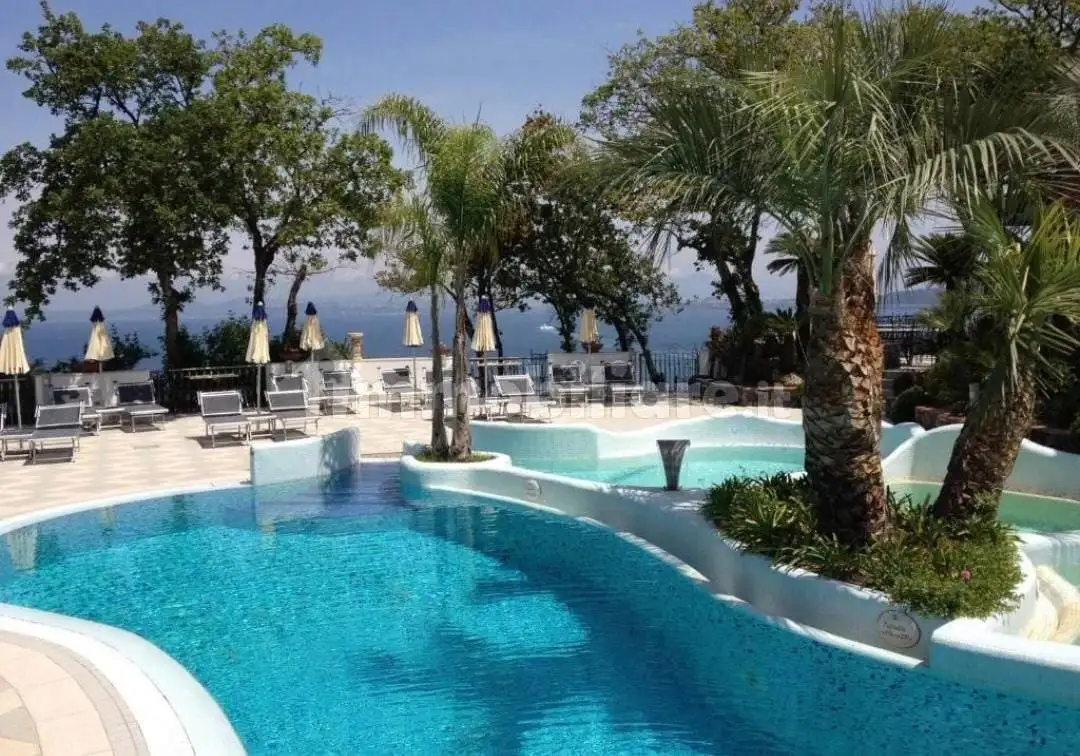 Palazzo - Edificio in Vendita - foto 2