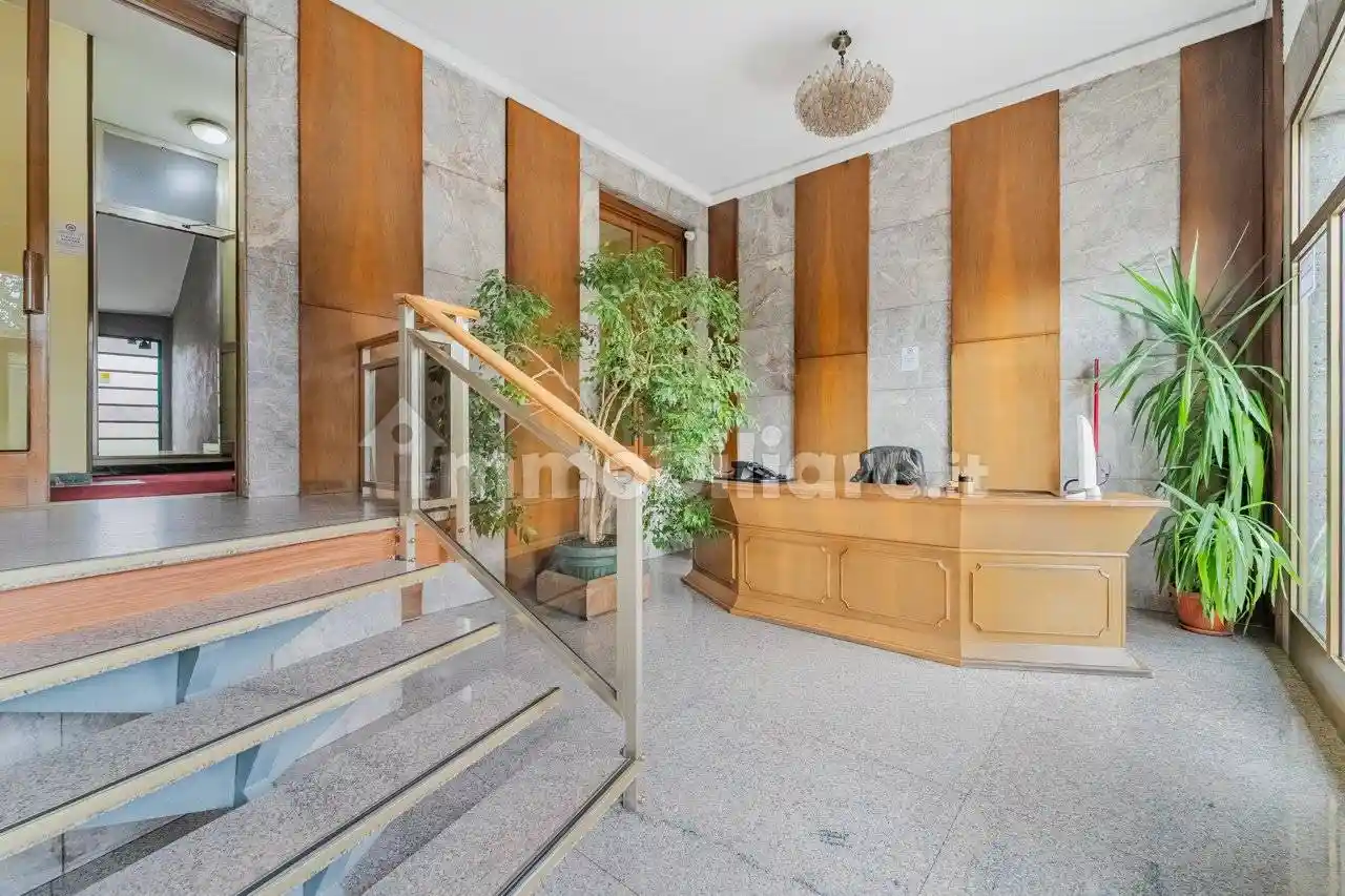 Quadrilocale via Giovanni Schiavoni 4, Famagosta, Milano - foto 2