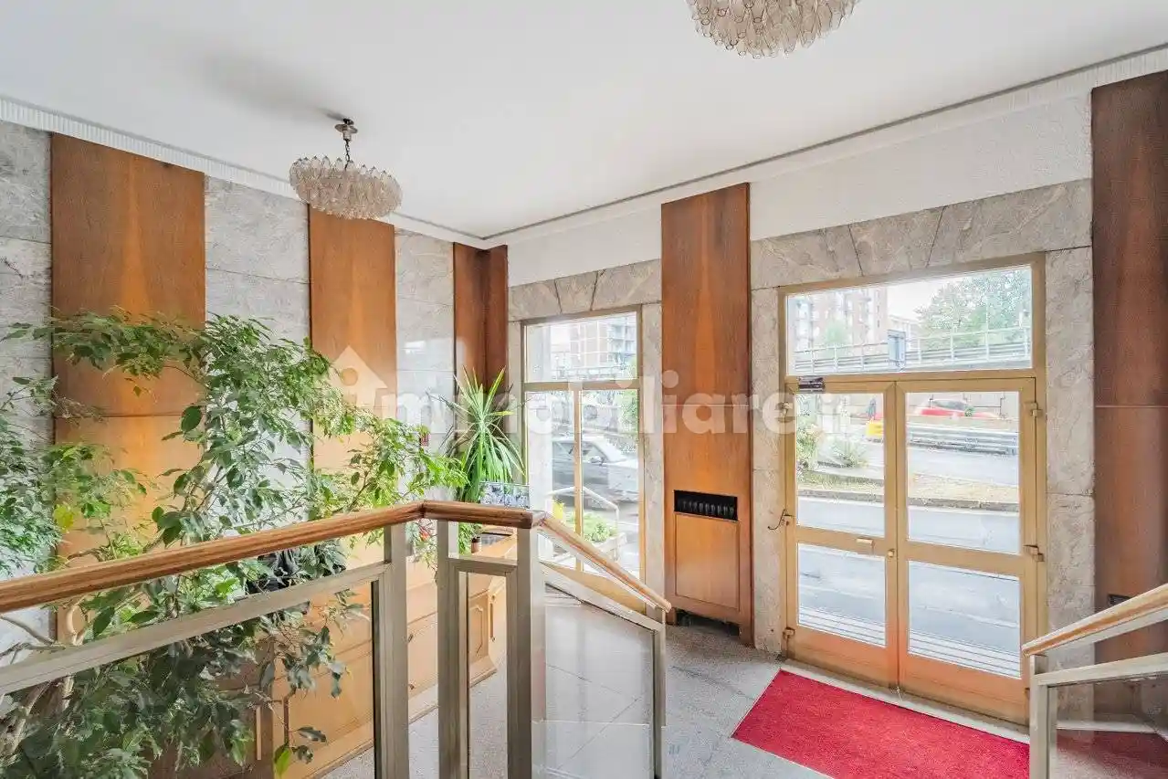 Quadrilocale via Giovanni Schiavoni 4, Famagosta, Milano - foto 3