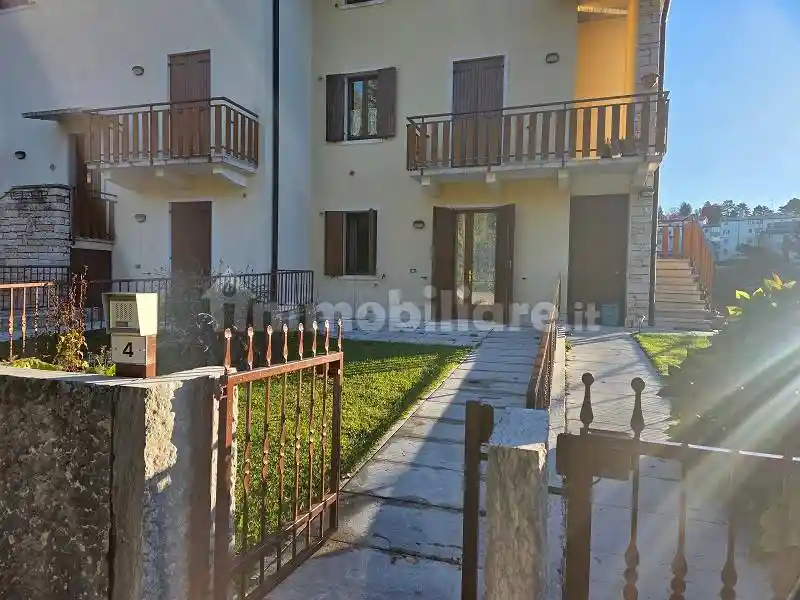 Trilocale ottimo stato, piano terra, Centro, Bosco Chiesanuova - foto 2