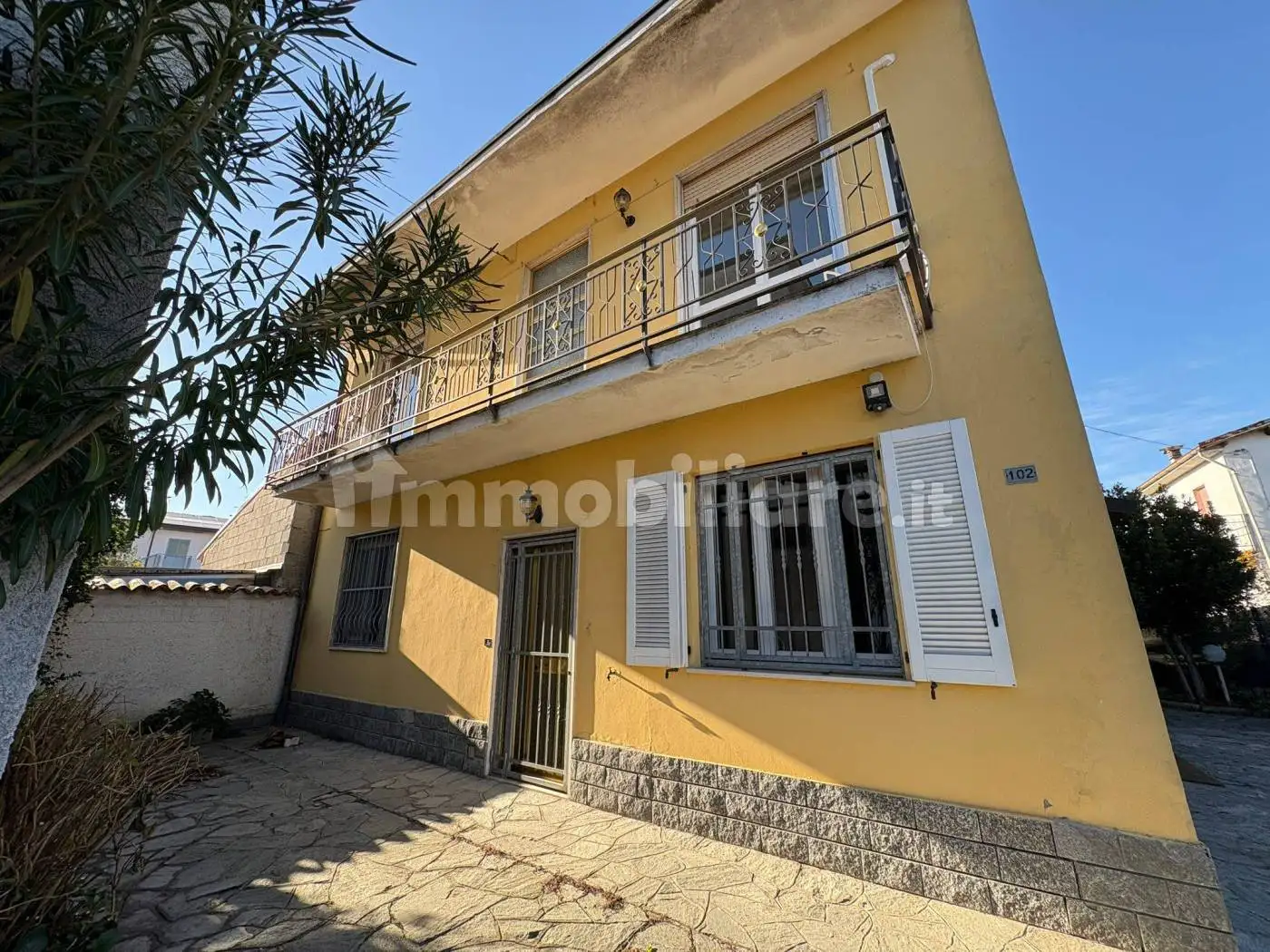 Villa in vendita a Magherno