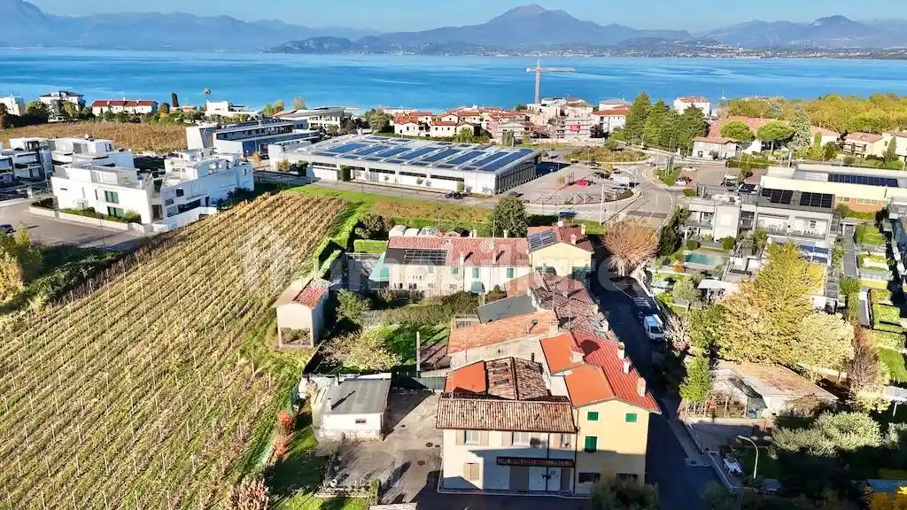Villetta a schiera in vendita a Peschiera del Garda