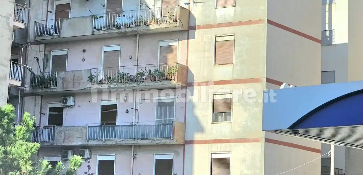 Quadrilocale via Adolfo Celi, Santa Lucia - San Filippo, Messina - foto 2