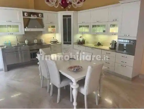 Appartamento in vendita a Como