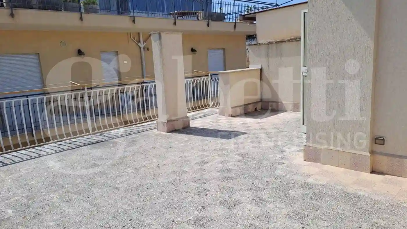 Palazzo - Edificio - foto 2