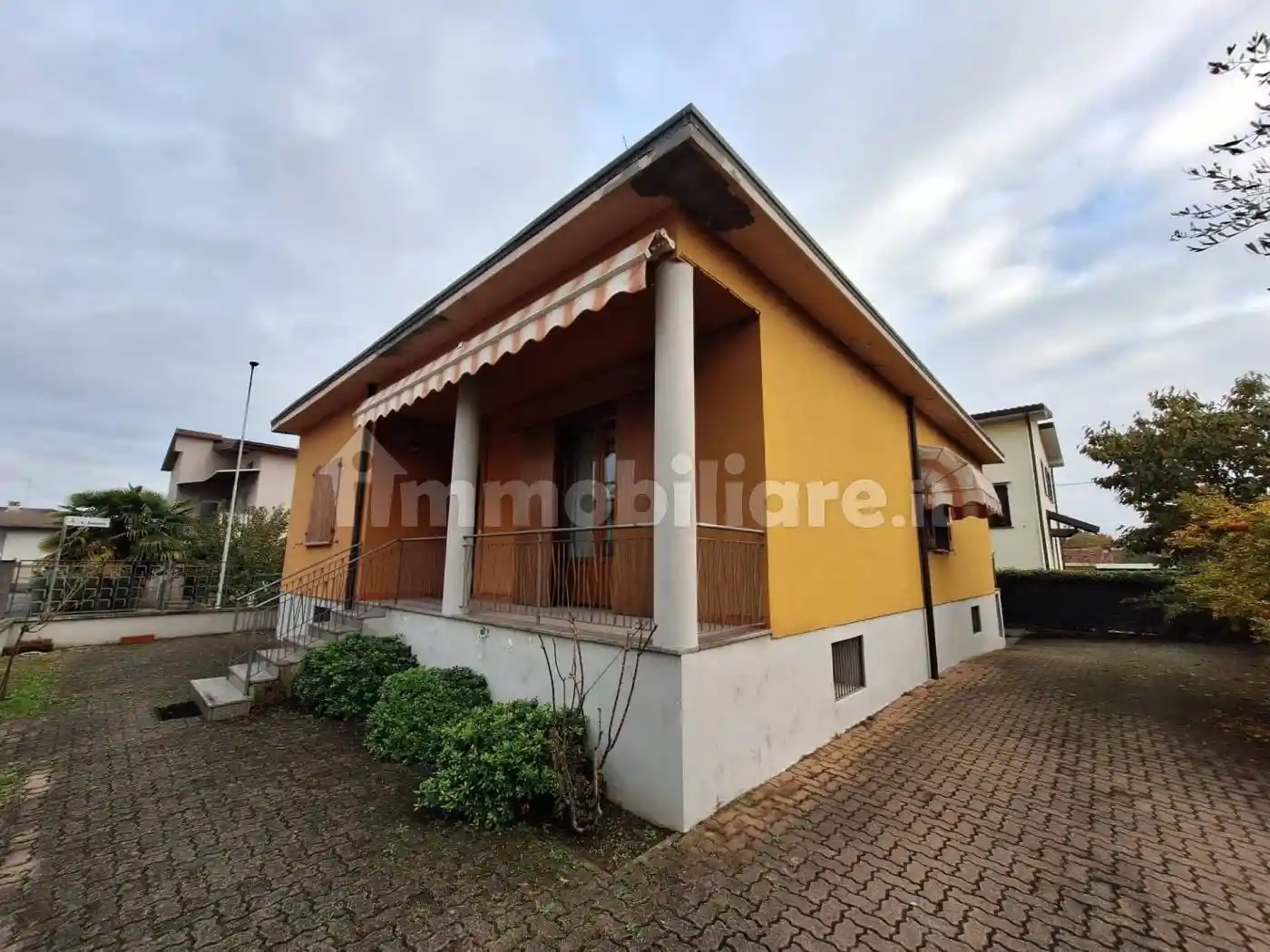 Villa in vendita a Martinengo