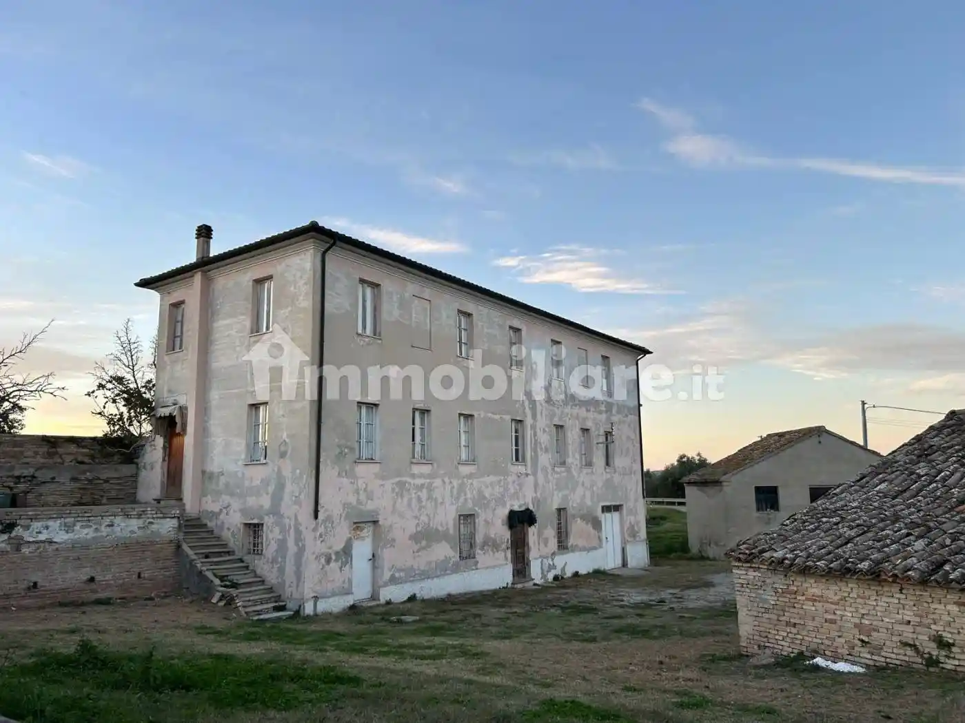 Villa in vendita a Trecastelli