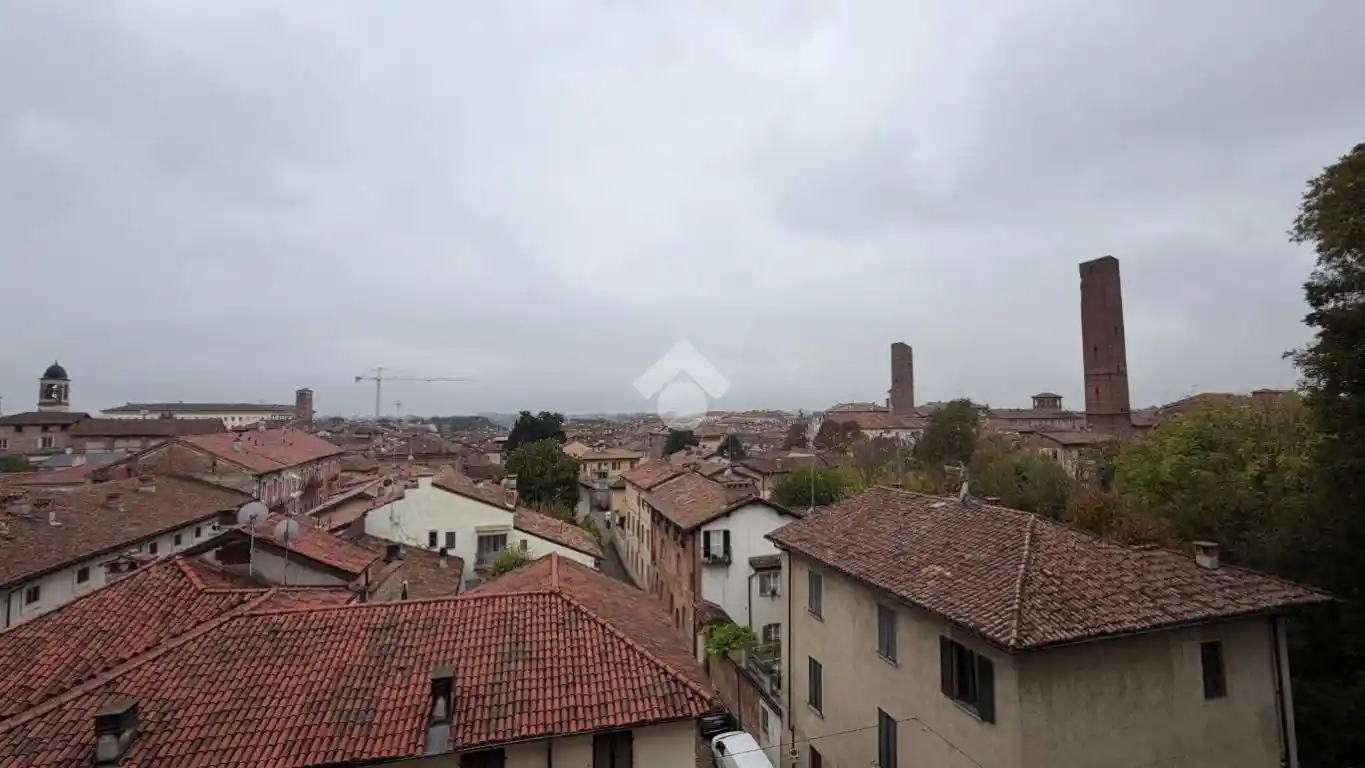 Appartamento in vendita a Pavia