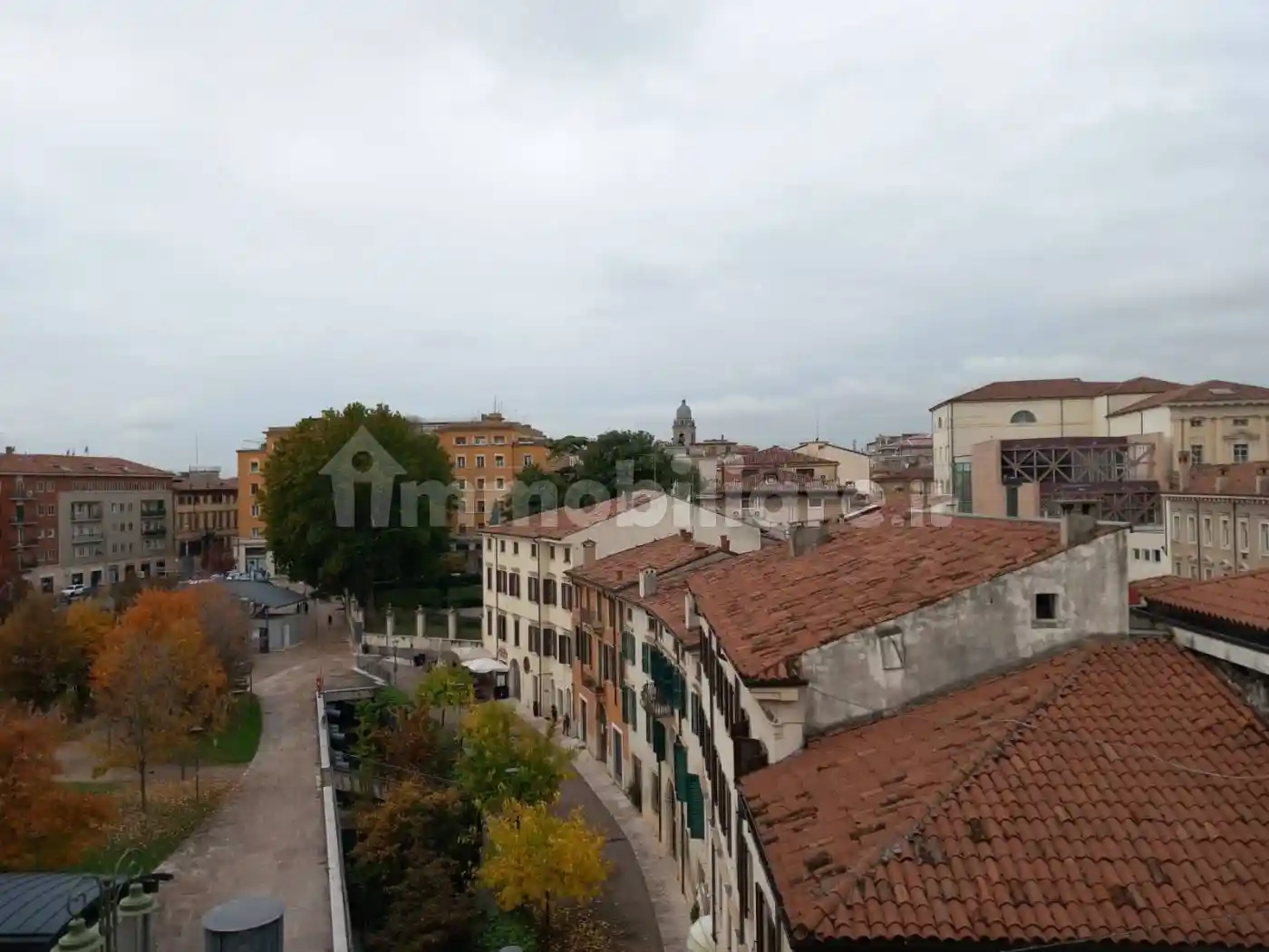 Attico buono stato, 220 m², Cittadella - Porta Nuova, Verona - foto 2