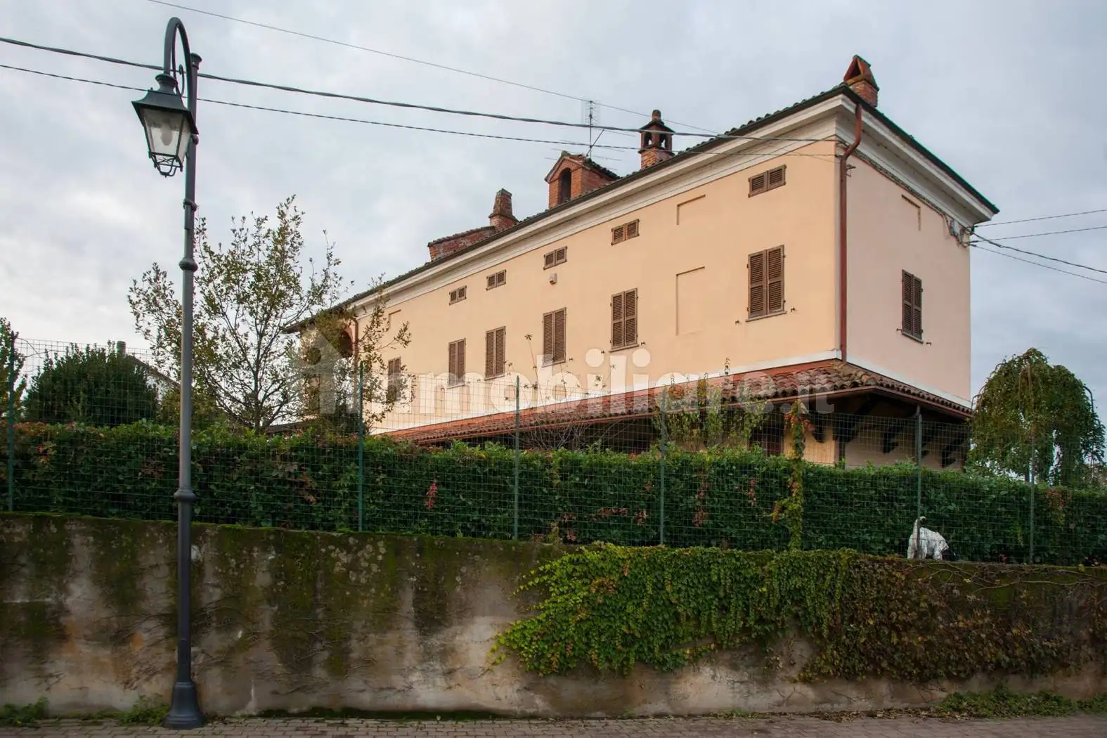 Casa indipendente in vendita a Rivarone