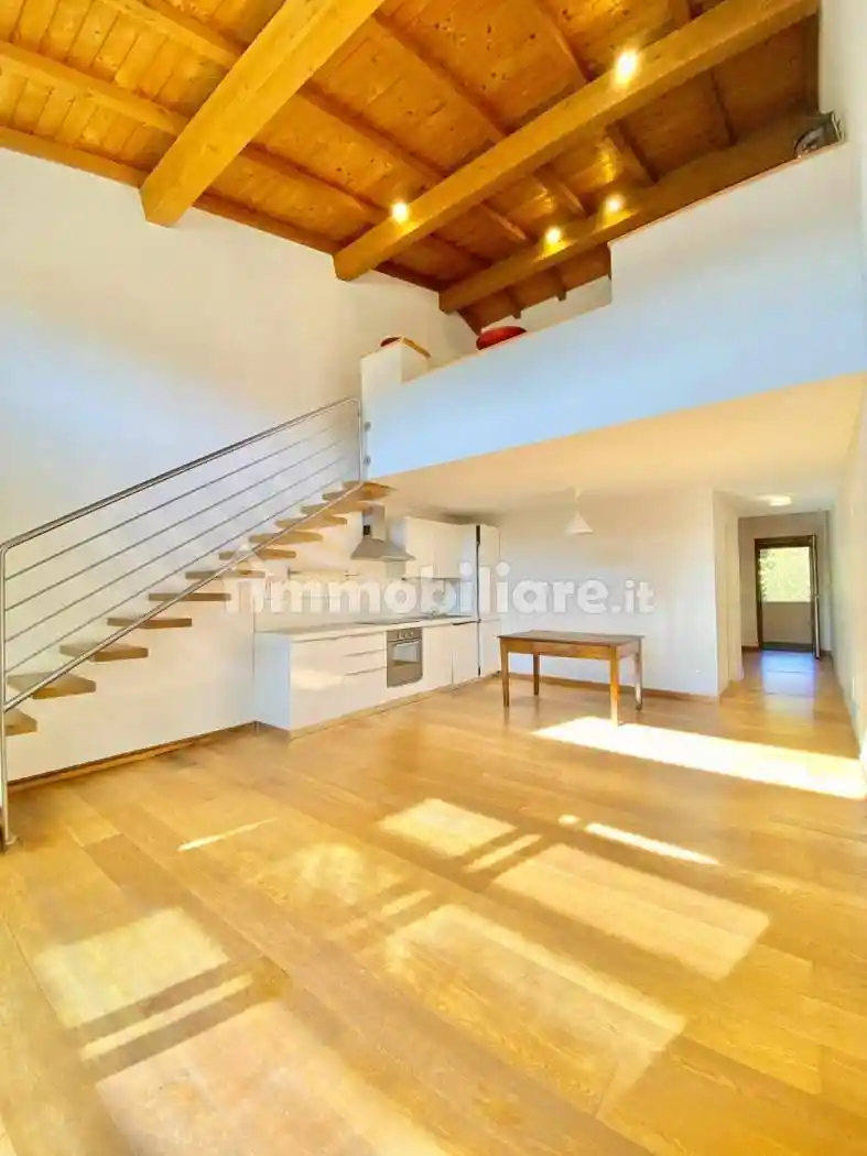 Loft in vendita a Sutri