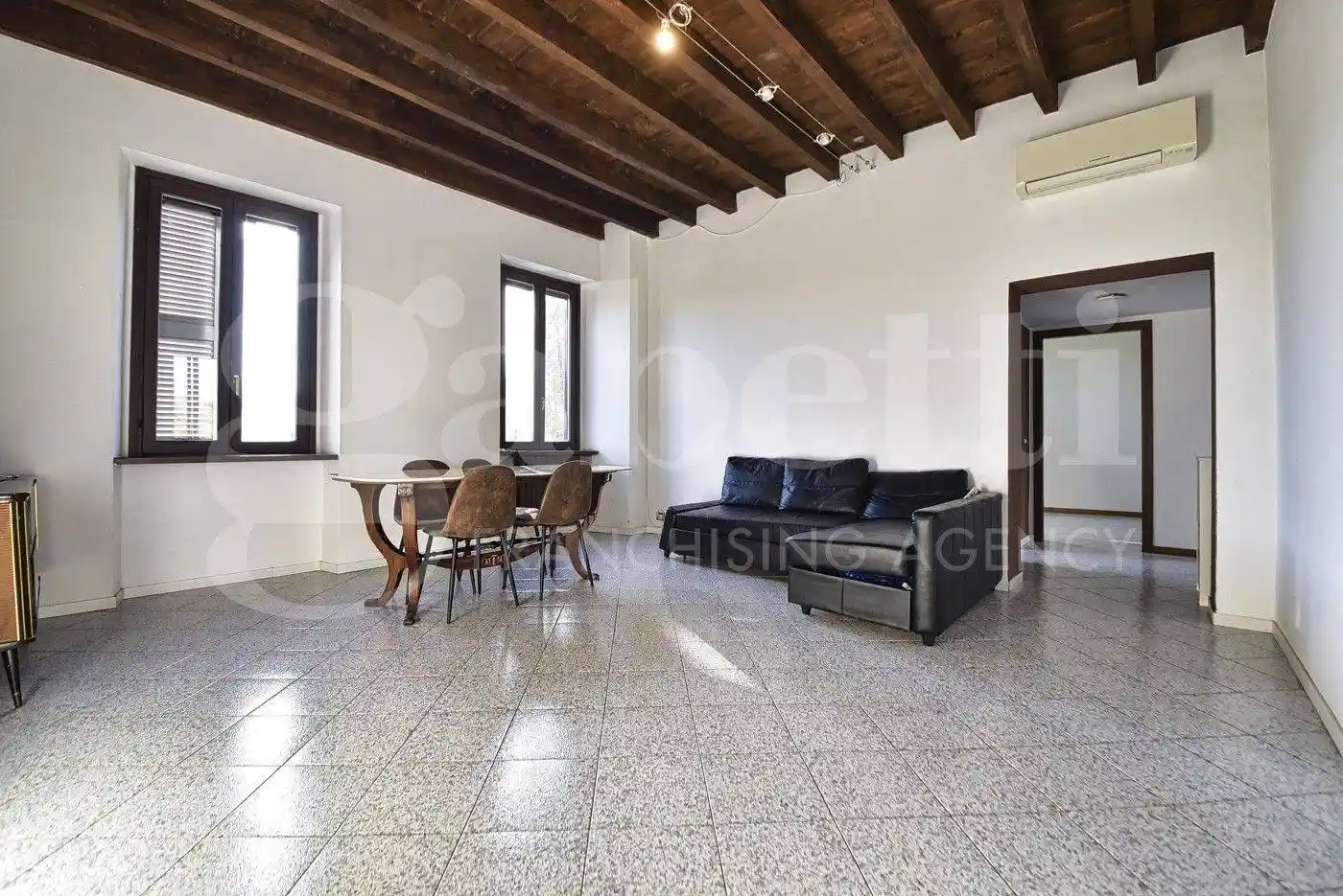 Appartamento in vendita a Monza