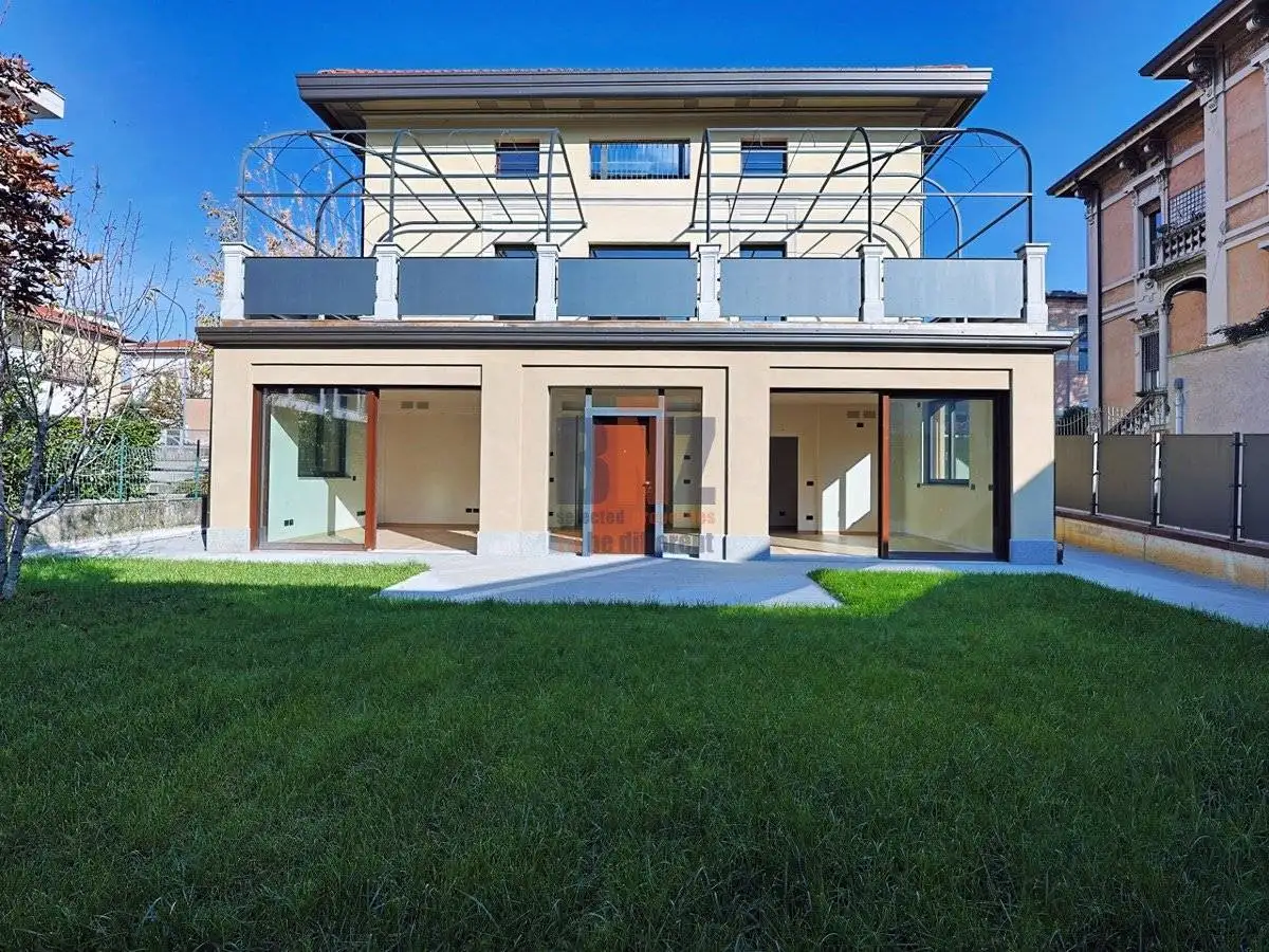 Appartamento in vendita a Brescia