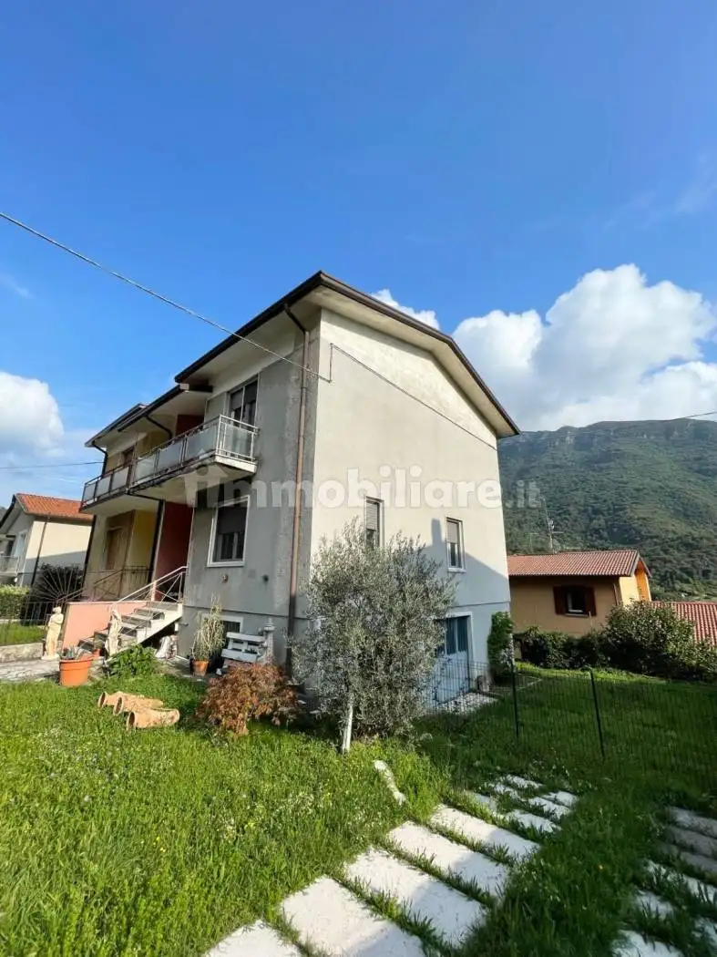 Villa bifamiliare, buono stato, 151 m², Caino - foto 3