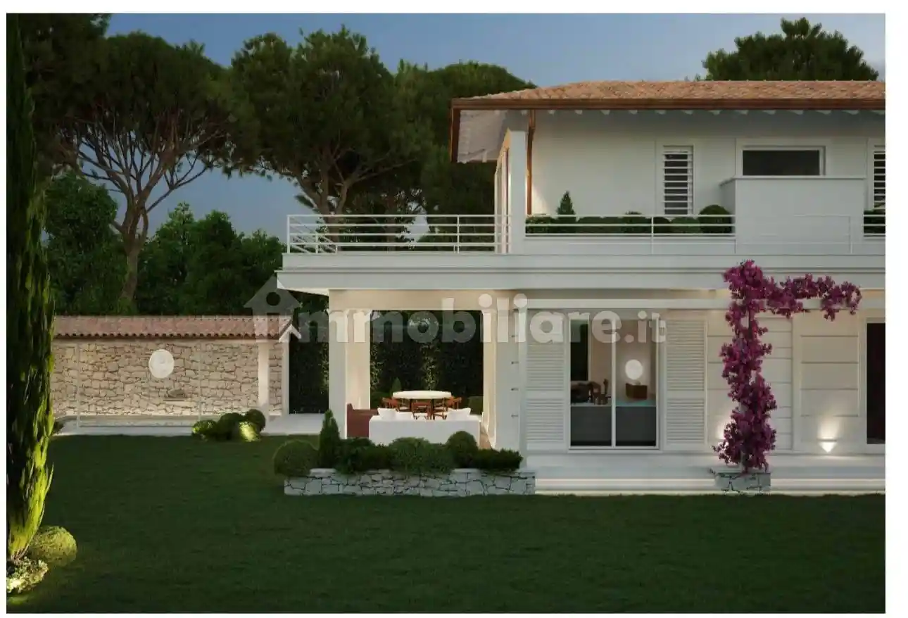 Villa in vendita a Forte dei Marmi