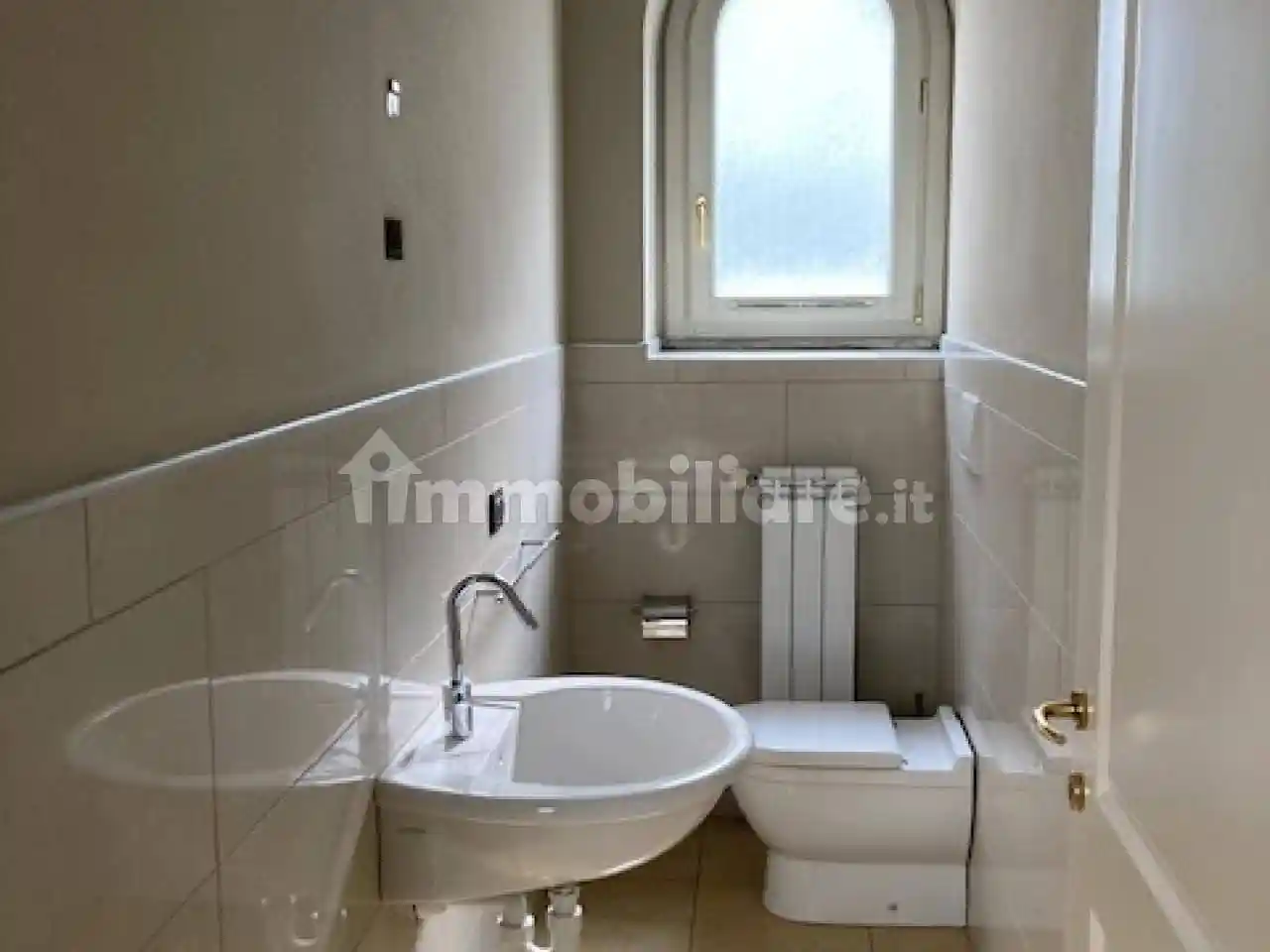 Quadrilocale via Alessandro Manzoni, 16, Centro, Gallarate - foto 4