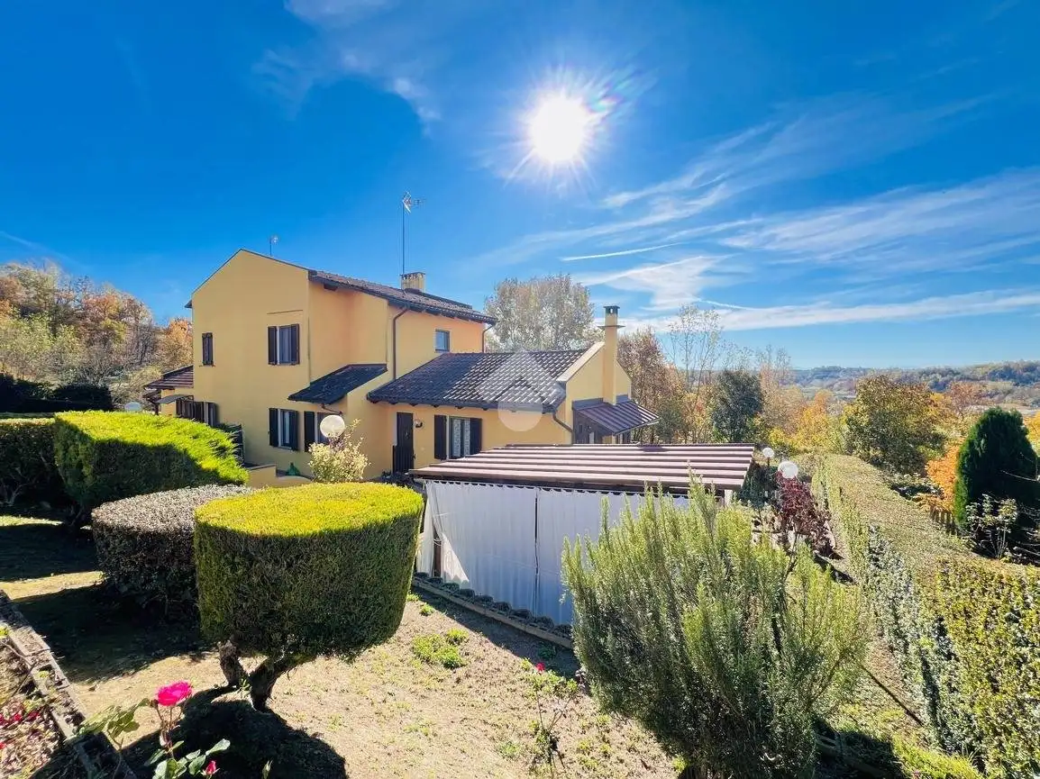 Villa in vendita a Cossombrato