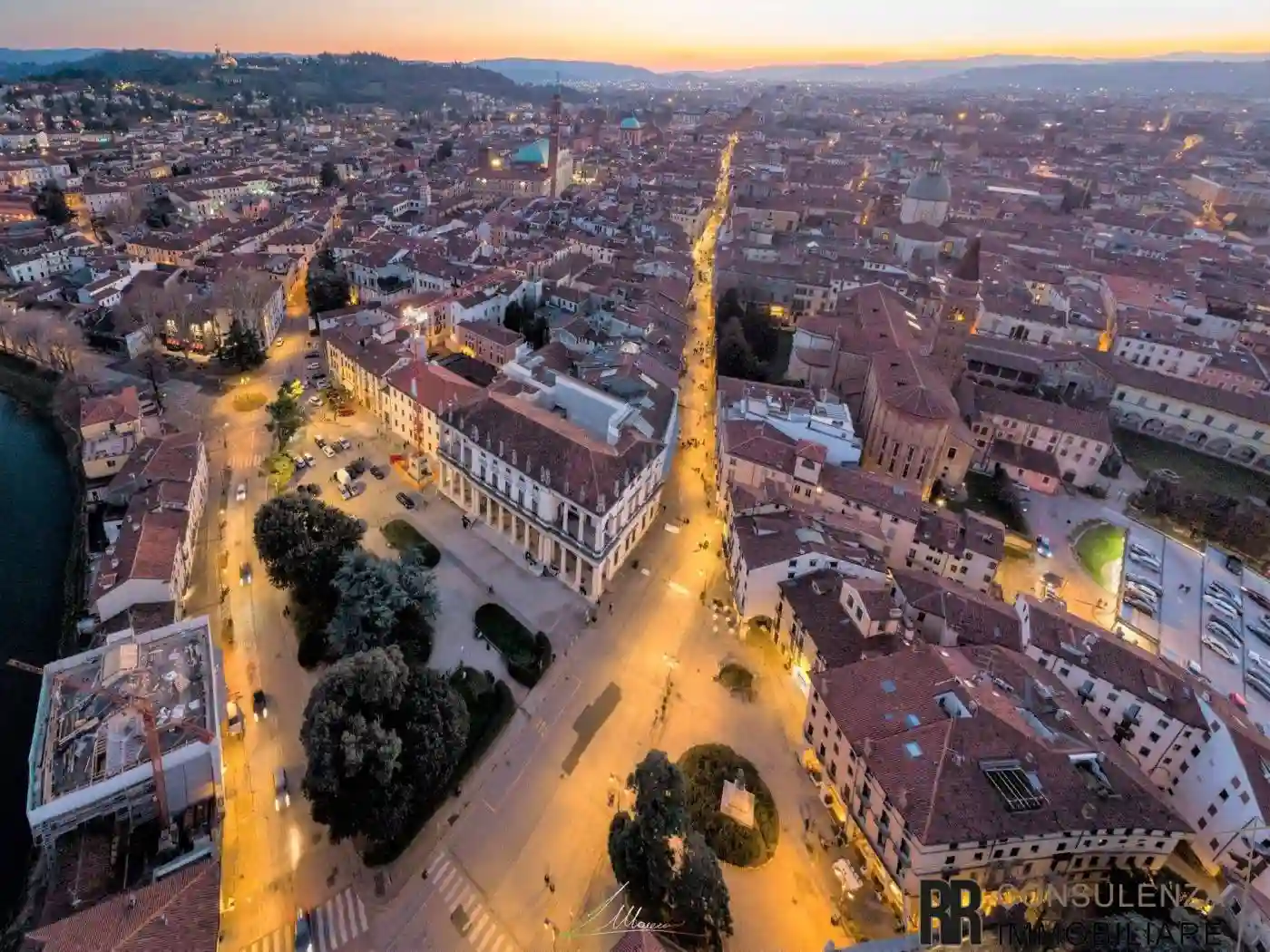 Palazzo - Edificio - foto 2