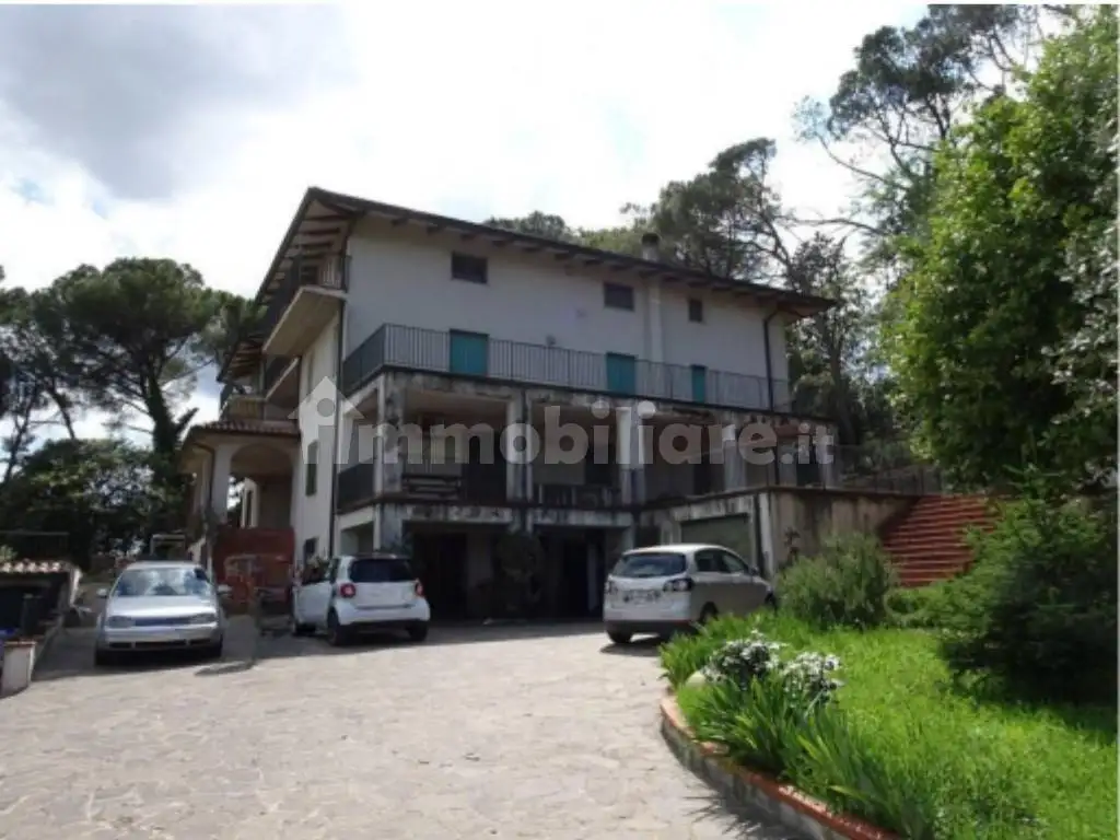 Villa in asta a Perugia