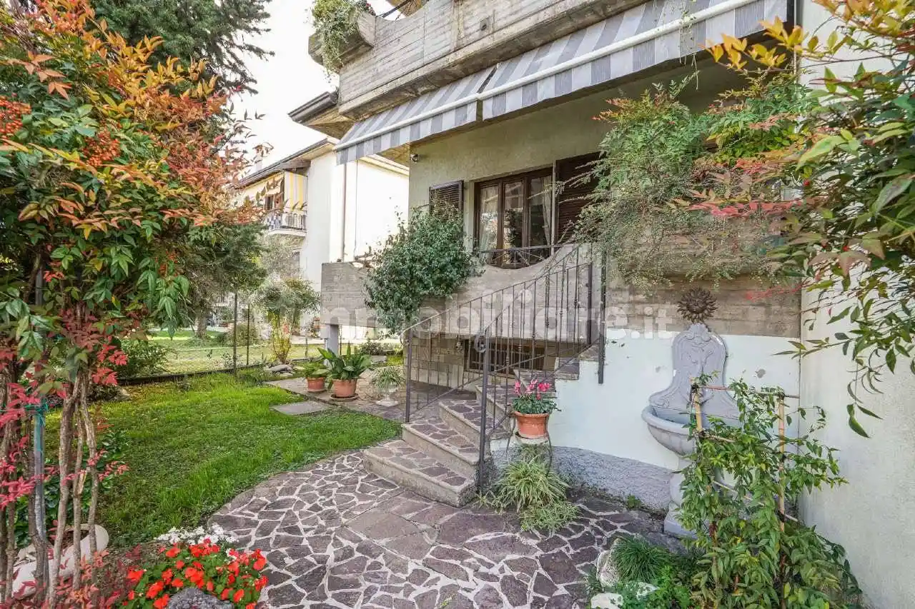 Villa unifamiliare via Pontirolo 51, Centro, Fara Gera d'Adda - foto 2