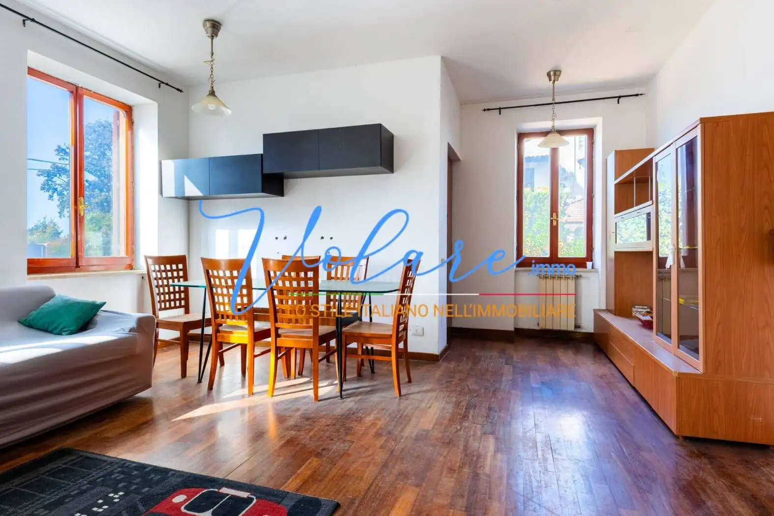 Villa plurifamiliare in vendita a Roma