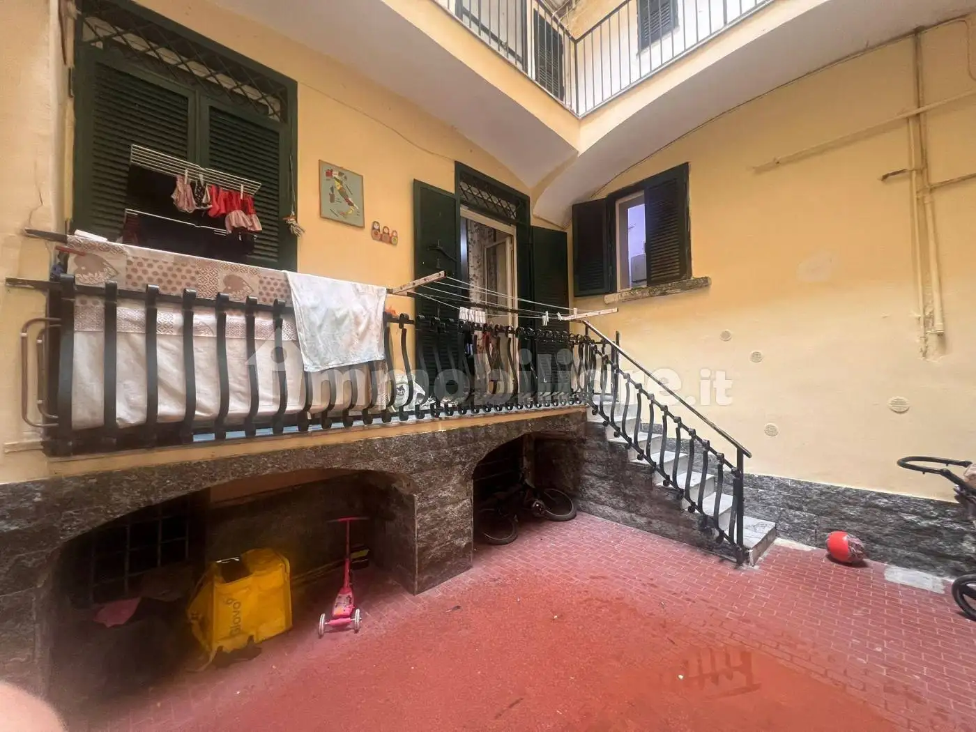 Appartamento in vendita a Napoli