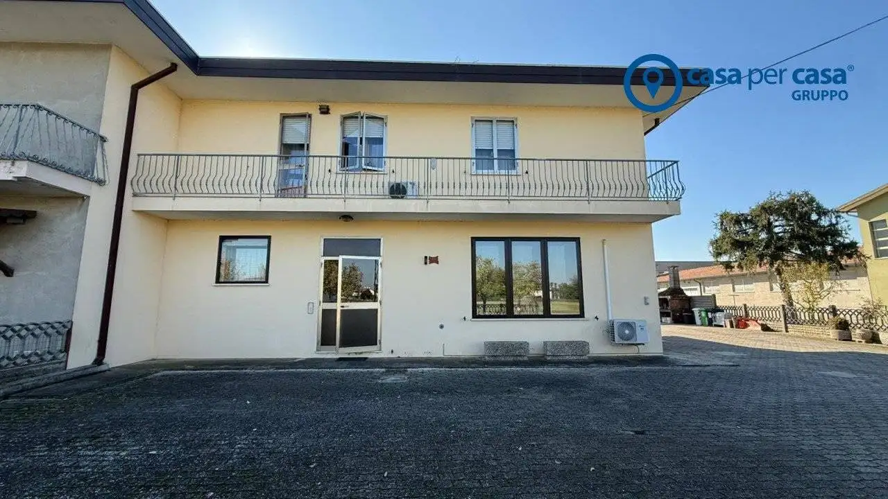 Villa in vendita a Rovigo