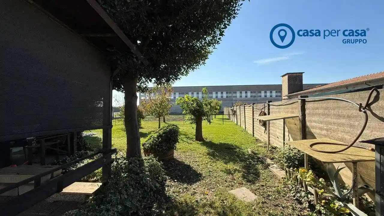 Villa bifamiliare via Martiri di Belfiore 120A, Rovigo Est, Rovigo - foto 5