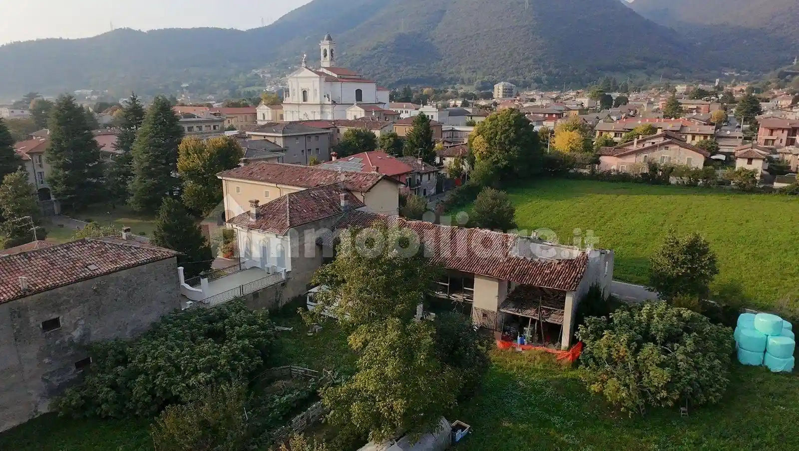 Rustico - Casale in vendita a Nave