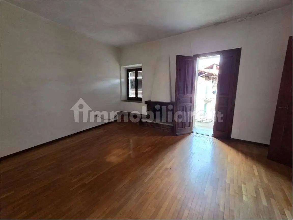 Terratetto unifamiliare 260 m², Cavaglio d'Agogna - foto 4